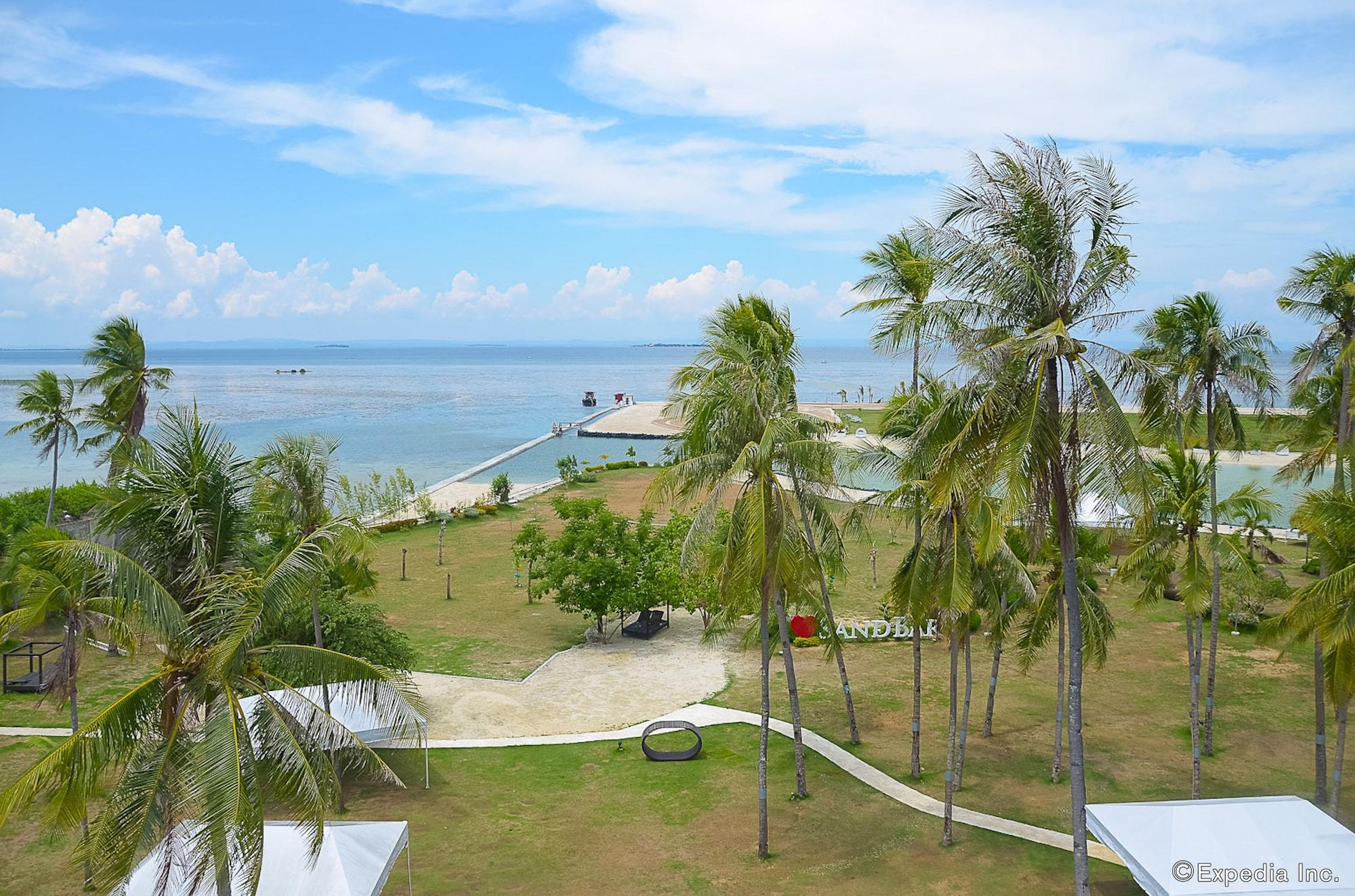 Solea Seaview Resort Lapu-Lapu City Bagian luar foto