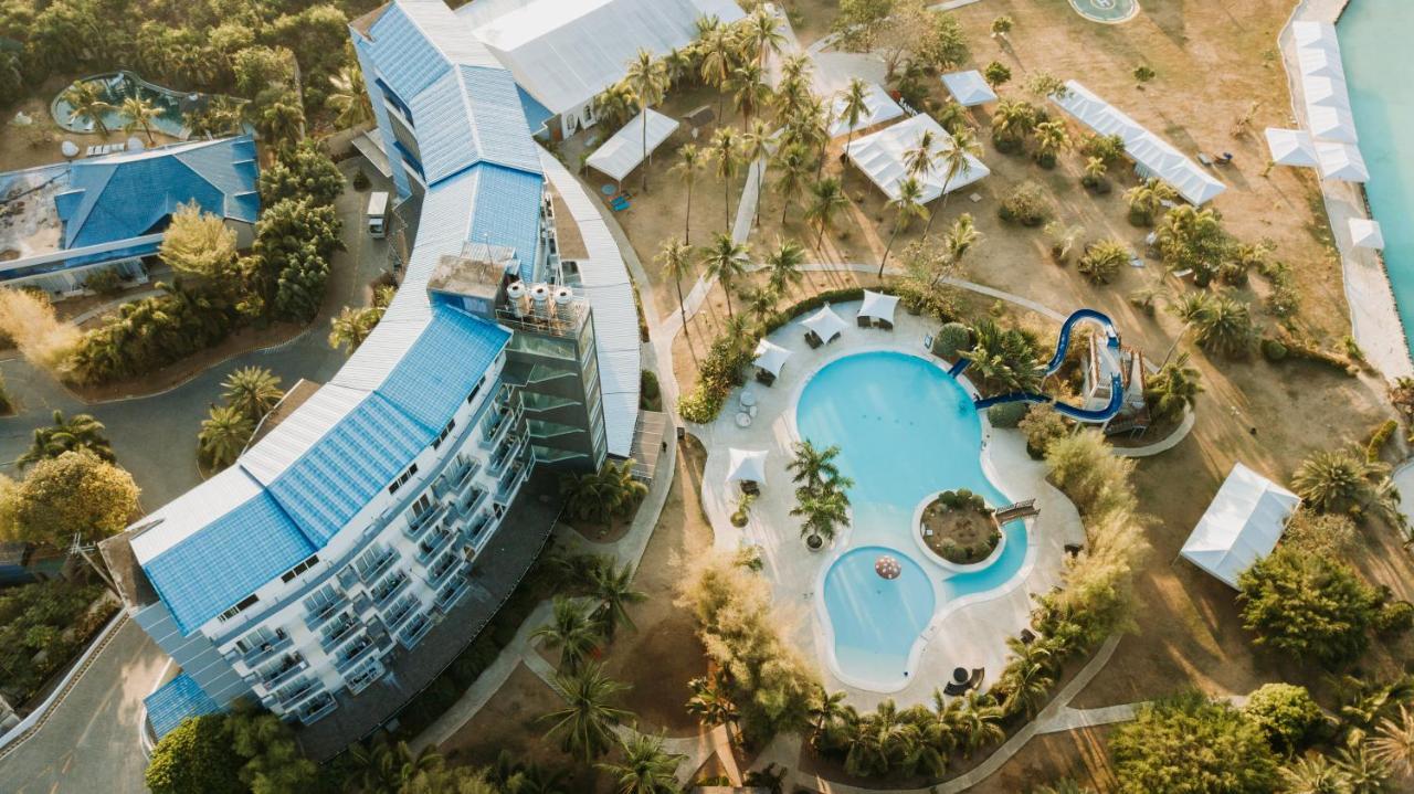 Solea Seaview Resort Lapu-Lapu City Bagian luar foto