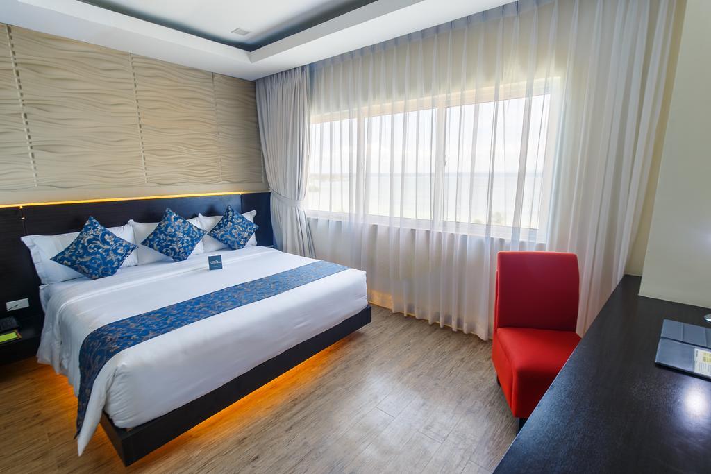 Solea Seaview Resort Lapu-Lapu City Bagian luar foto